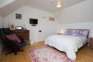 Lighthouse Cottage (Shared Facilities) - Earlish - 2