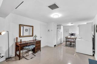 Vibrant Miami Living- Buena Vista Vacation Home - 9