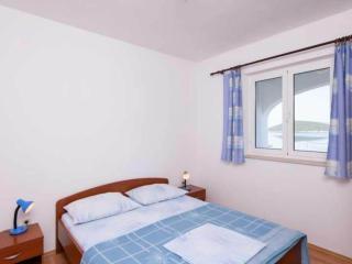 Spacious and Cozy Seafront Apartments - Two Bedroom Apartment with Terrace and Sea View - 5