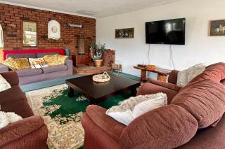 Location Location 400m From Beach and Town Centre - 5