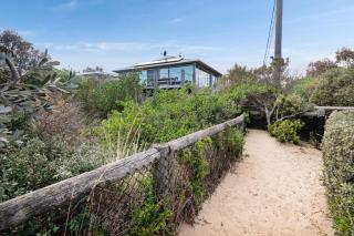 Anchor Beachfront - Pet Friendly on the Beach - 6