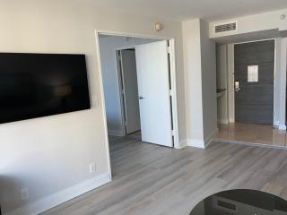 Ocean Breeze Condo - Intracostal and Ocean views at GalleryOne - 7