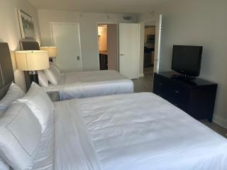 Ocean Breeze Condo - Intracostal and Ocean views at GalleryOne - 4