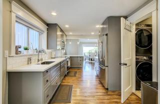 Seattle Luxury Retreat Home Near the Stadiums - 7