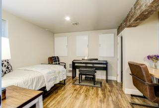 Seattle Luxury Retreat Home Near the Stadiums - 5