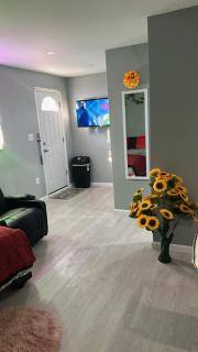 Unit #10 Private Studio - 0