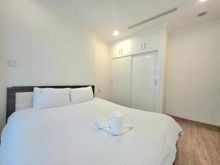 Landmark Signature Apartment - 7