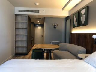 Rockefeller Foreshore Studio Fast WiFi, Gym & Pool - 3
