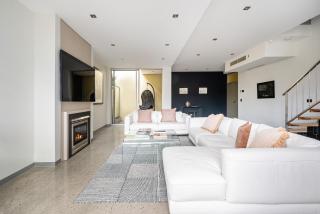 The Bayhouse on Marine Parade - 5
