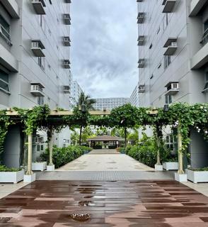 Aesthetic & Cozy 2Br unit near MOA Pasay & Airport - 4