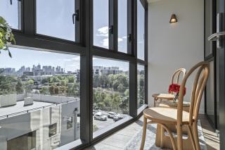 Bright South Yarra Flat with Balcony - 9