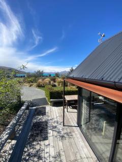 Black Beech House with Stunning Outdoor Bath - 4
