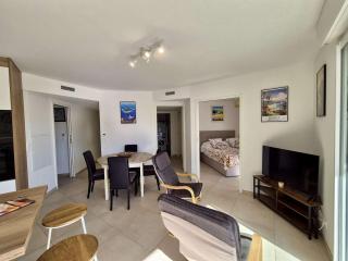 Appartement moderne 4 pièces, climatisé, parking, Cavalaire-sur-Mer - FR-1-226B-248 - 6