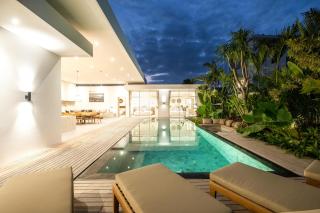 Chic 4br Villa, Canggu Hub, 800m To Beach Bliss - 4