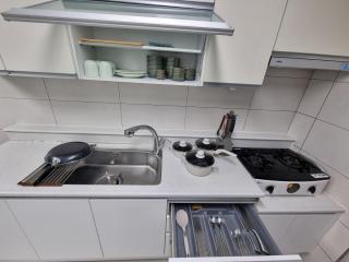 Semi-Basement Home 4Beds 3Min from Jeungsan Subway - 2