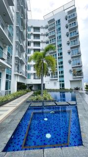 13 Twin Balcony Escape - 8