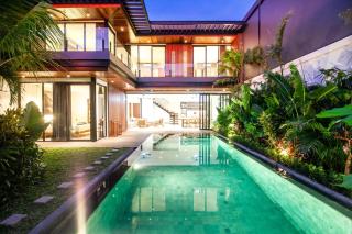 Chic 4br, 200m To Canggu's Blissful Beach Haven - 2