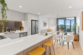Brisbane City 2BR Apartment River and Fireworks View - 7