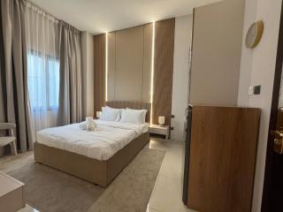 Signature Grand Studio Apartment - 7