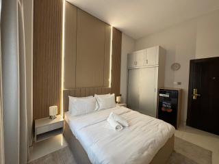 Signature Grand Studio Apartment - 6