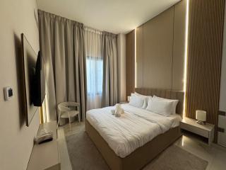 Signature Grand Studio Apartment - 3