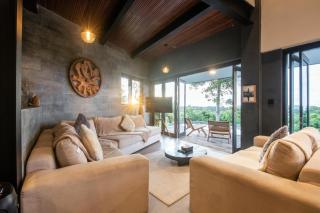 Elegant 6BR Clifftop Villa Near Bingin - 8