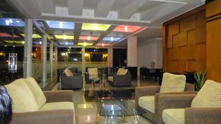 Hotel Prasasti Pacitan - 8