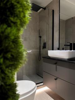 Private Parking KING BED Urban Nest - 4