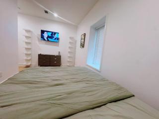 Luxury 2Bedroom 2bathroom in Brookhaven - 5