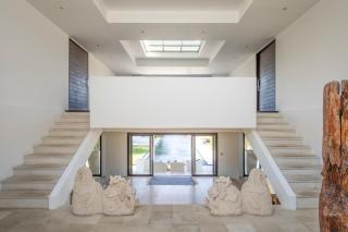 Spacious 5br Mansion 180 Ocean View - 2