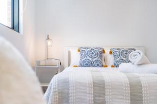 Modern Apartment in the Heart of Wolli Creek - 2