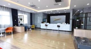 GreenTree Inn Express Jiangsu Taizhou North High-Speed Railway Station - 2