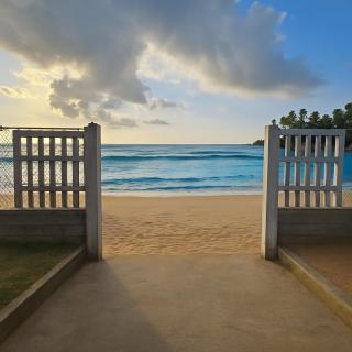 Solara Beach House - 4