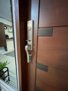 Makati Royale Luxury 4-Bedroom Home - 4