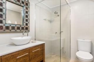 Koranba 2 - 66 Lawson Street - 2