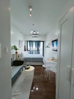 Pleasant Air Residences With Balcony and Fast Wi-Fi - 7