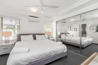 The Palms 4 - 54 Lawson Street - 3