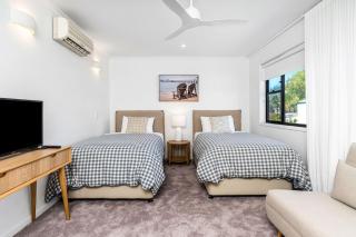 Solace 1 - 8 Lawson Street - 2