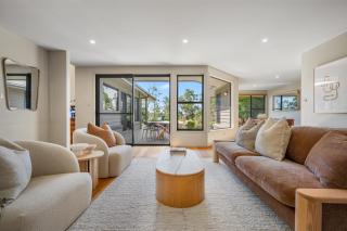 Lakeside Bliss - 4
