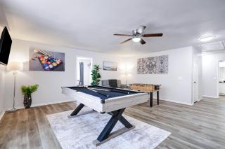 Hot Tub Nr Sea World Yard Bbq Swing Set Game Room - 8