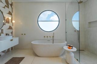 Sanctum House - Exquisite 3BR Tropical Villa in Perfect Location - 1