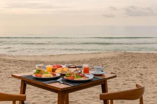 Malibu Beach Resort - 6