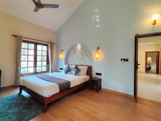 Villa Laz, Parra close to calangute- Pool,Jacuzzi,Cook - 1