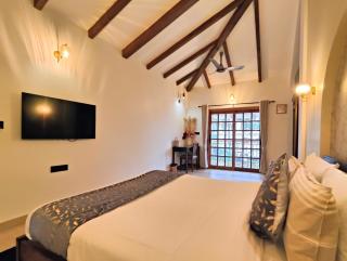 Villa Laz, Parra close to calangute- Pool,Jacuzzi,Cook - 4