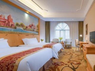 Vienna Hotel Shenzhen Longgang Dayun Center Branch - 8