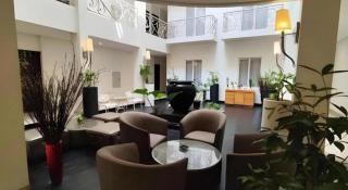 HW Hotel Padang - 9
