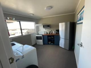 Quiet & Close to Town - 7