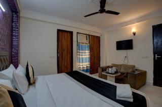 Hotel The River Front - Free Airport Drop - 2