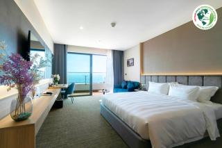 Wyndham Garden Legend Halong - 0