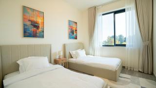 4br Prestigious Villa Discounted Parks Tickets - 4